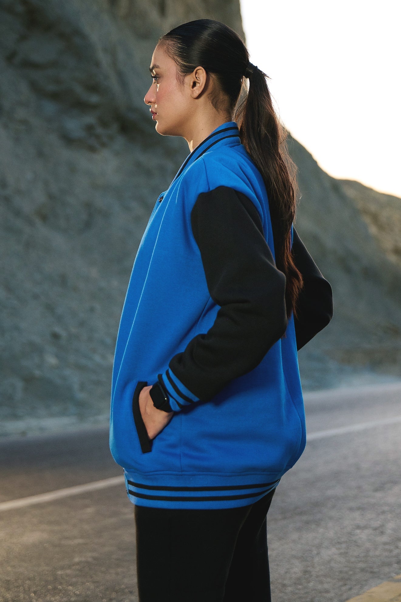 UNISEX VARSITY JACKET BLUE/BLACK