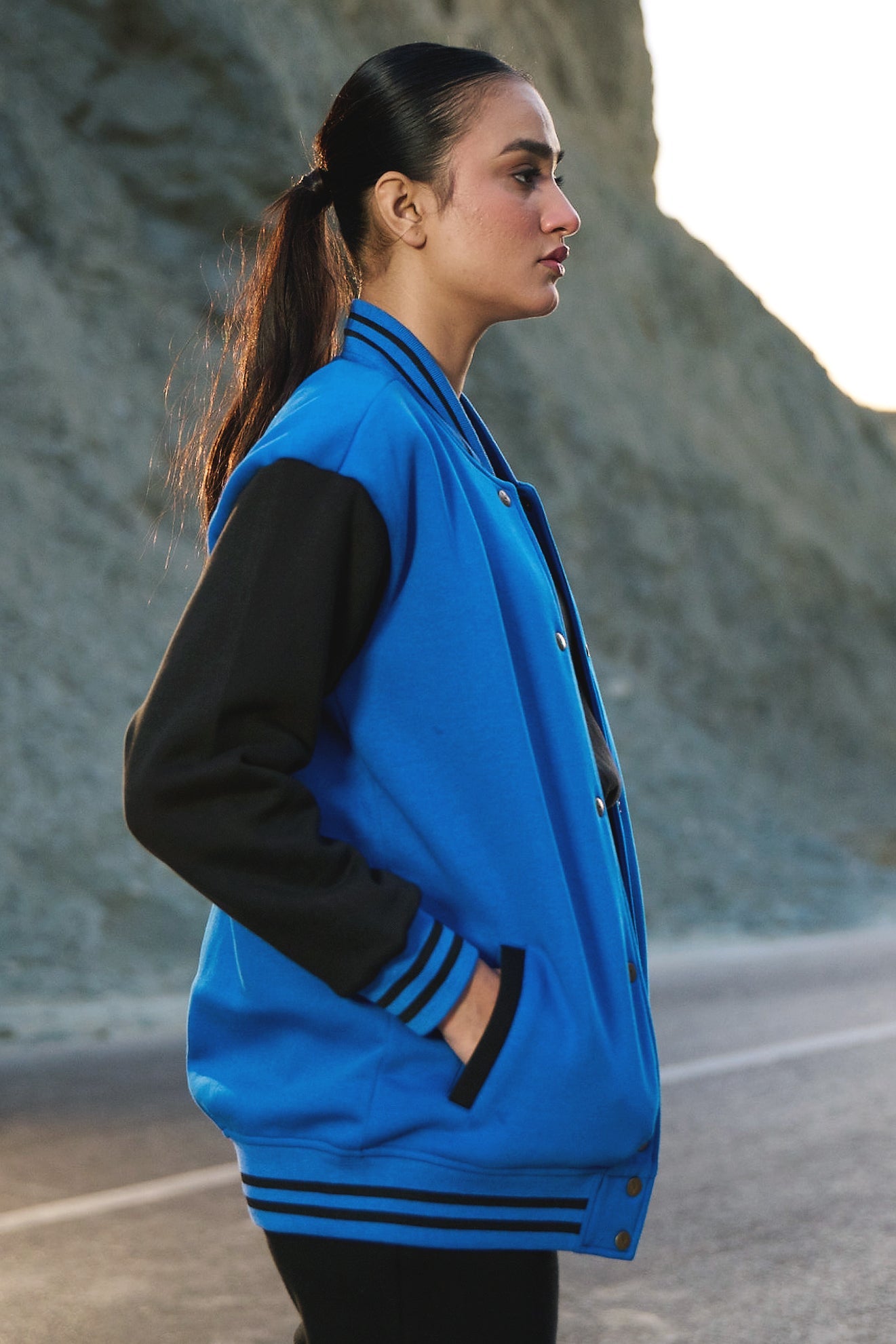 UNISEX VARSITY JACKET BLUE/BLACK